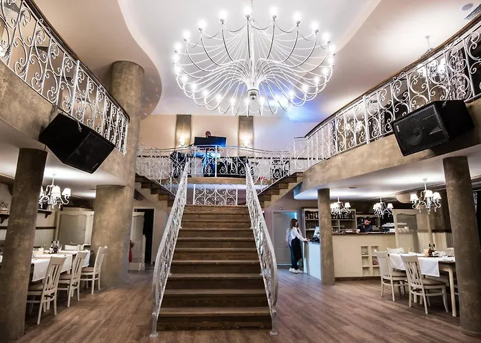 Victoria ホテル 3*